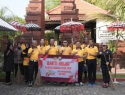 Polresta Sidoarjo Gelar Bakti Religi, Bersihkan Tempat Ibadah Jelang Hari Bhayangkara