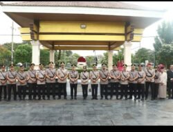 Jelang Hari Bhayangkara ke-80, Polres Tanjung Perak Ziarah dan Tabur Bunga di Makam Pahlawan WR Supratman