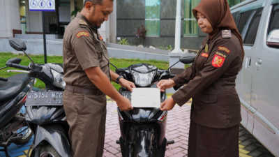 Tiba-Tiba Muncul Plakat "DISITA", Ternyata DJP Jatim Sedang Kejar Tunggakan Rp621 Miliar