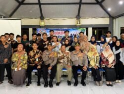 Kapolsek Balongbendo Sosialisasikan P4GN dan Layanan Hotline 110 kepada Warga