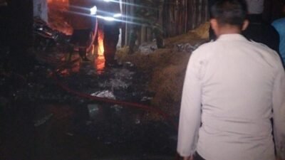 Polres Lamongan Tangani Kebakaran Hebat di Pasar Agrobis, Sekitar 10 Stand Terdampak