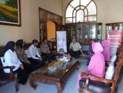 Anjangsana Hari Bhayangkara ke-80, Kapolresta Sidoarjo Pererat Silaturahmi dengan Purnawirawan Polri
