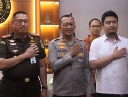 Polresta Sidoarjo Beri Kejutan Hari Bhakti Adhyaksa ke-66, Perkuat Sinergitas Bersama Kejari Sidoarjo