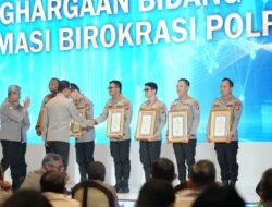 Polresta Sidoarjo Raih Penghargaan Bidang Reformasi Birokrasi Polri