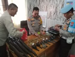 Kapolsek Sarirejo Cek Senpi dan Amunisi, Semua Dinyatakan Aman dan Terkendali
