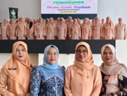 Resmi Dilantik, Ny. Harmalis Zainal Nahkodai Dharma Wanita Persatuan Kabupaten Kerinci Masa Bakti 2024 – 2029