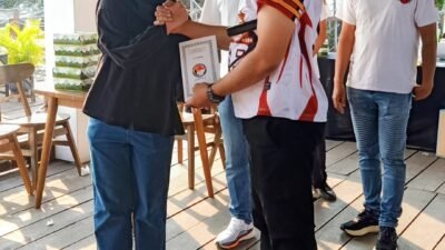 Kasat Narkoba Polres Pelabuhan Tanjung Perak Beri Apresiasi Bripda Adinda Ayu, Mendukung Kontingen Karate Kid Menuju Piala Cup Polda Jatim