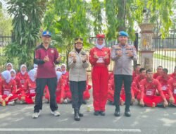 Wakapolres Bangkalan Jalin Keakraban dan Beri Motivasi Spesial untuk Tim Paskibraka