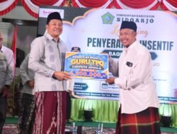 Serahkan Insentif Rp. 23 M untuk Ribuan Guru Ngaji, Bupati Subandi : Ayo Bareng-bareng Bangun Mental Fondasi Anak Kita