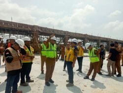 Wali Kota Sungai Penuh Tinjau Proyek Pasar, Pastikan Selesai Tepat Waktu dan Utamakan Produk Lokal