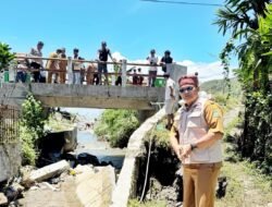 Banjir Haranggaol Sisakan Kerusakan, Ketua BPBD Simalungun Turun ke Hulu Sungai Siboro