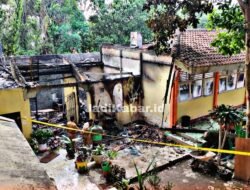 Perpustakaan SMPN 1 Tegalrejo Magelang Terbakar, Kerugian Ditaksir Capai Rp400 Juta