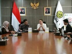 Wabup Tanjab Barat Koordinasikan Percepatan Program Listrik Desa di Tanjung Jabung Barat ‎