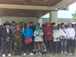 Ratusan Warga Malang Gruduk DPRD, Tuntut Kasus Kekerasan 11 September Diusut Tuntas