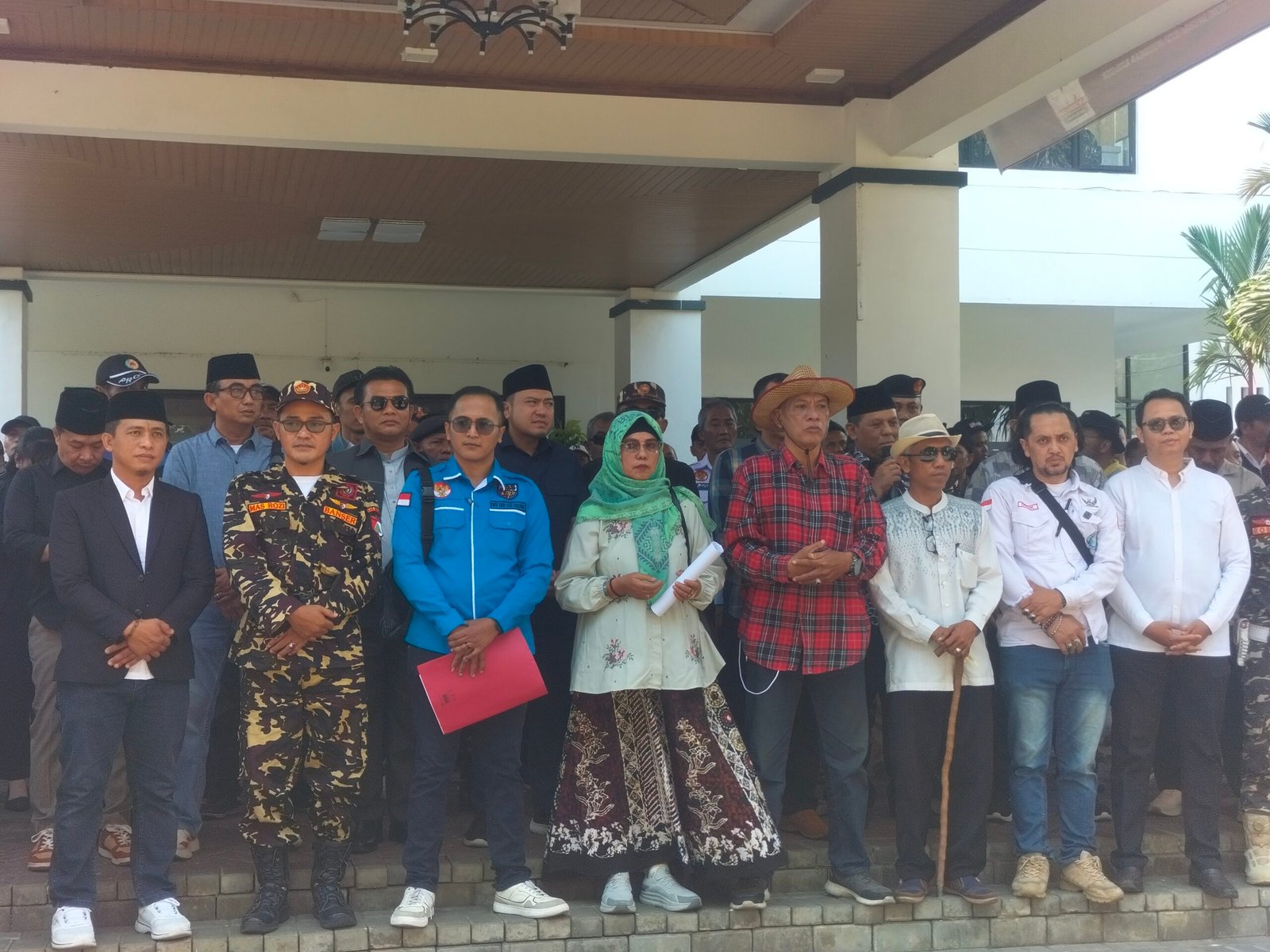 Ratusan Warga Malang Gruduk DPRD, Tuntut Kasus Kekerasan 11 September Diusut Tuntas