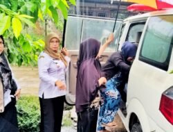 Dr. Sri Mardiani Turun Langsung Tangani Warga Sakit di Serbelawan, Priyani Dibawa ke RSUD Perdagangan